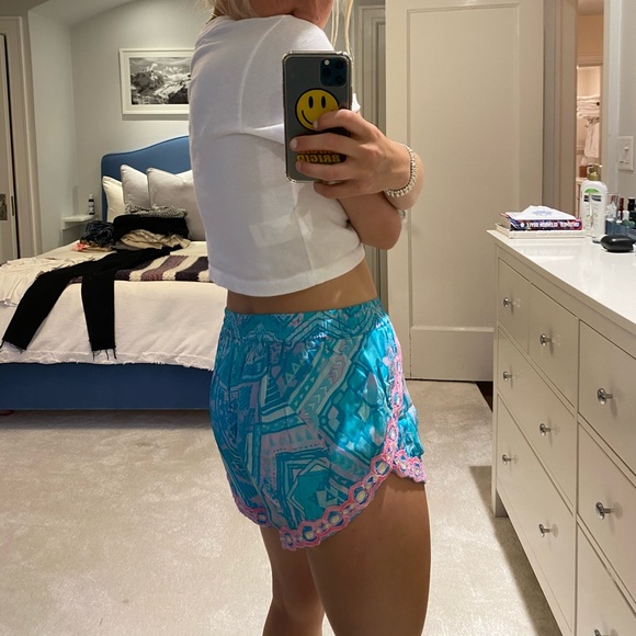 Rococo sand silk and beaded shorts - Picture 2 of 2